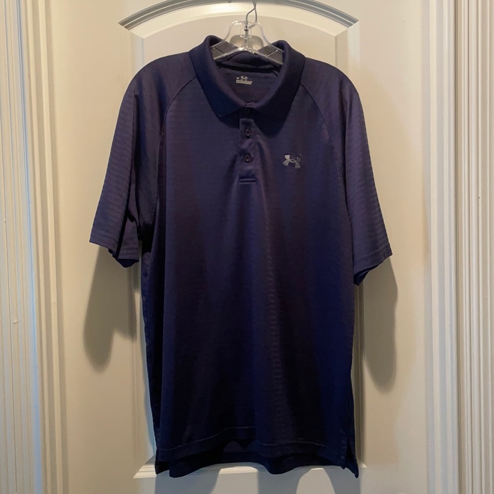 Brand: Under Armor 
Material: 95% polyester 5% Elastane